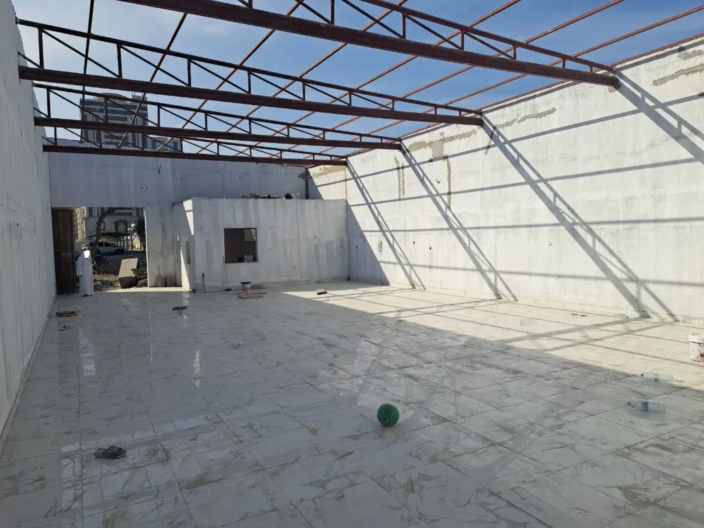 [BM-COM-R-08] Warehouse for Rent in Al Nakheel, Ras Al Khaimah – 2153 ft² / 200 m² | From AED 100,000/year